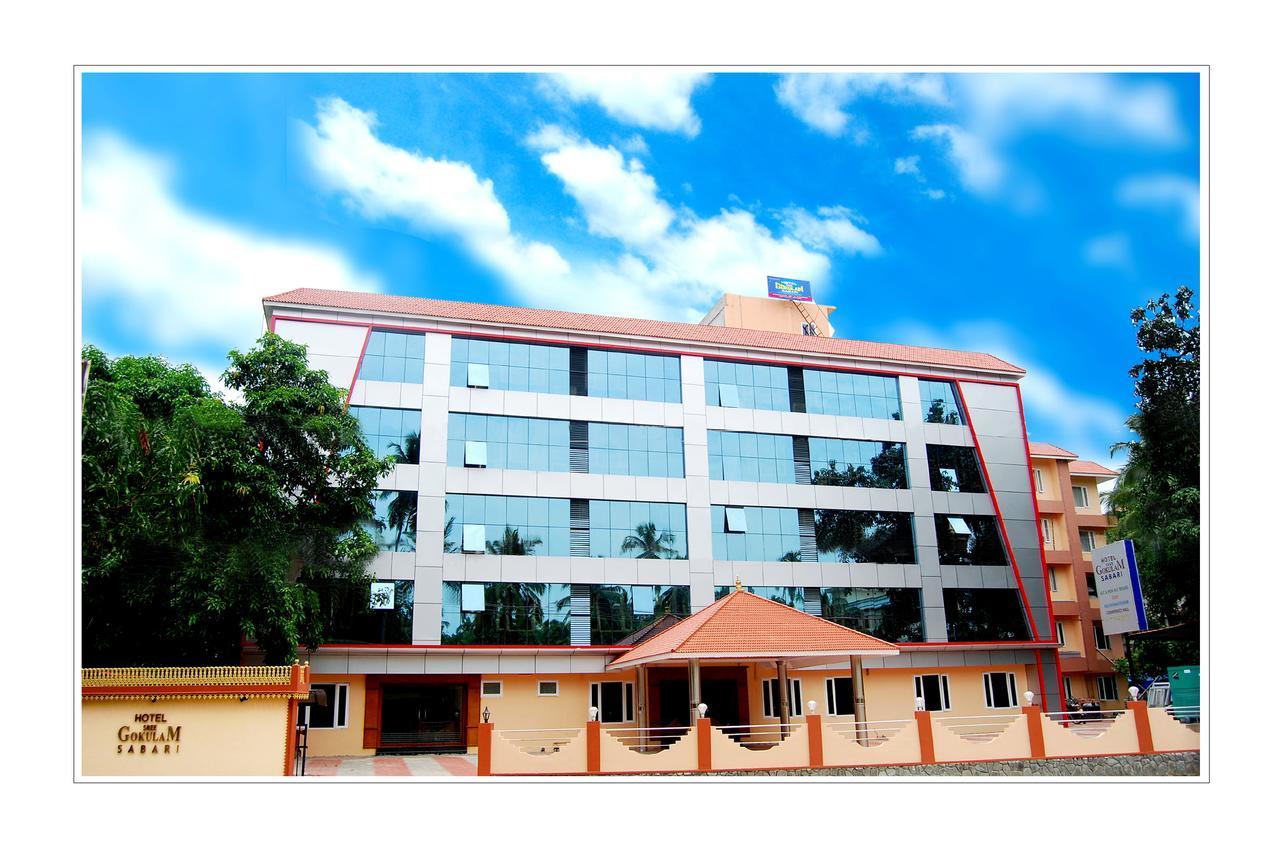 Sree Gokulam Sabari Hotel Chavakkad Екстериор снимка